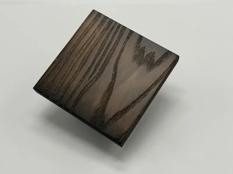 American Oak signature embossed texture